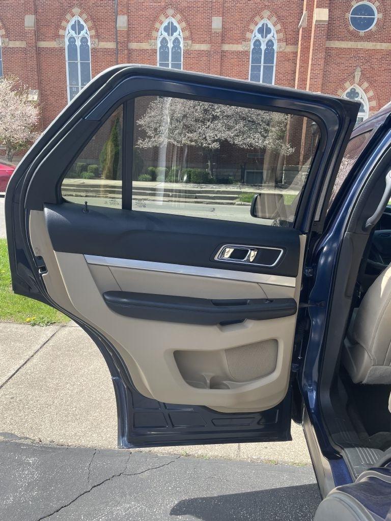 Ford Explorer XLT FWD 2016