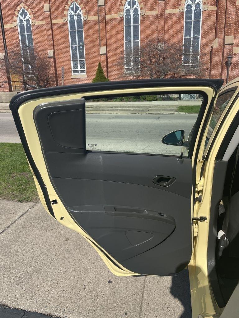 Chevrolet Spark 1LT Auto 2014