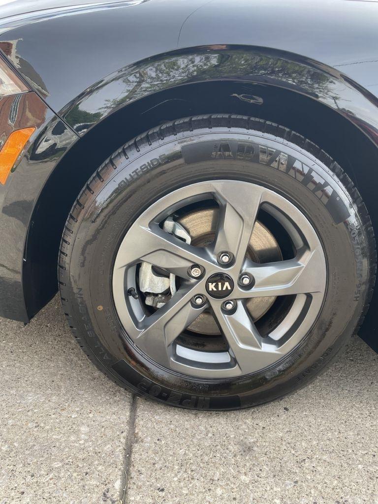 Kia K5 LX 2021