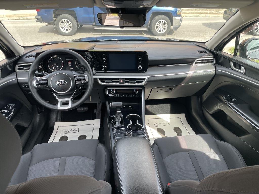 Kia K5 LX 2021