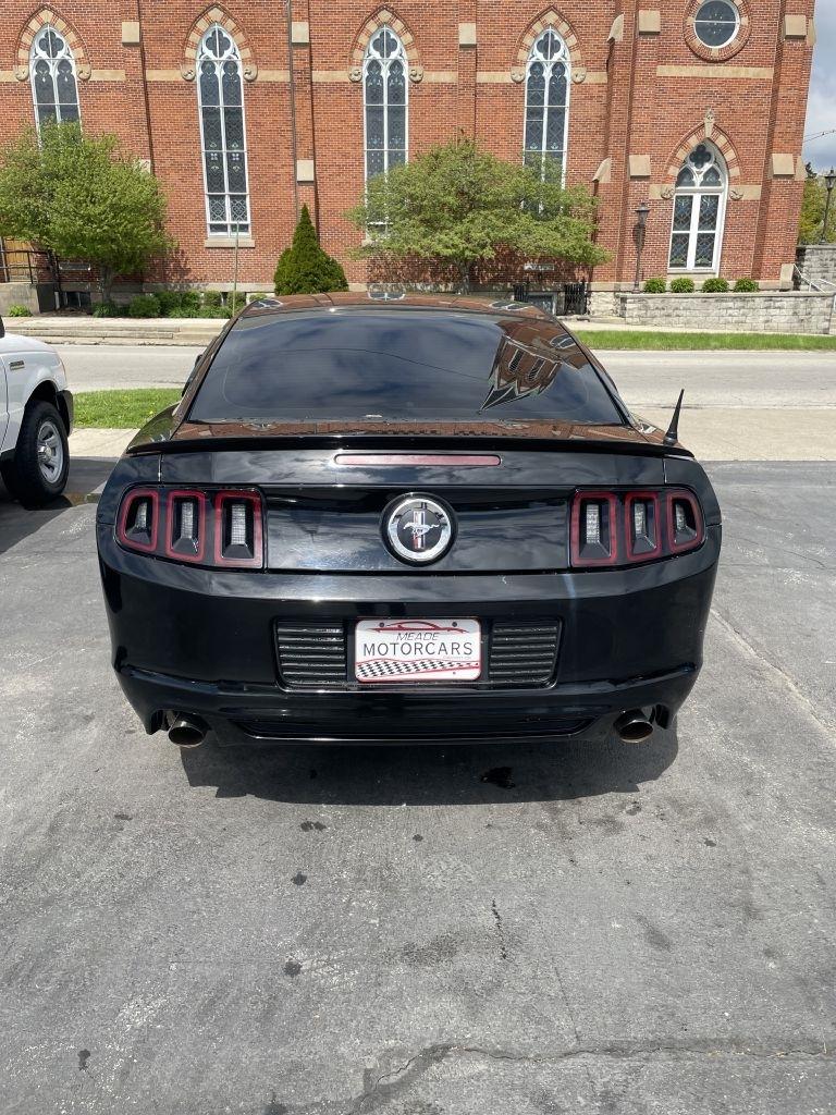 Ford Mustang V6 Coupe 2014