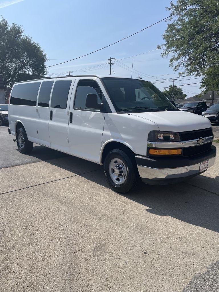 Chevrolet Express LT 3500 Extended 2013
