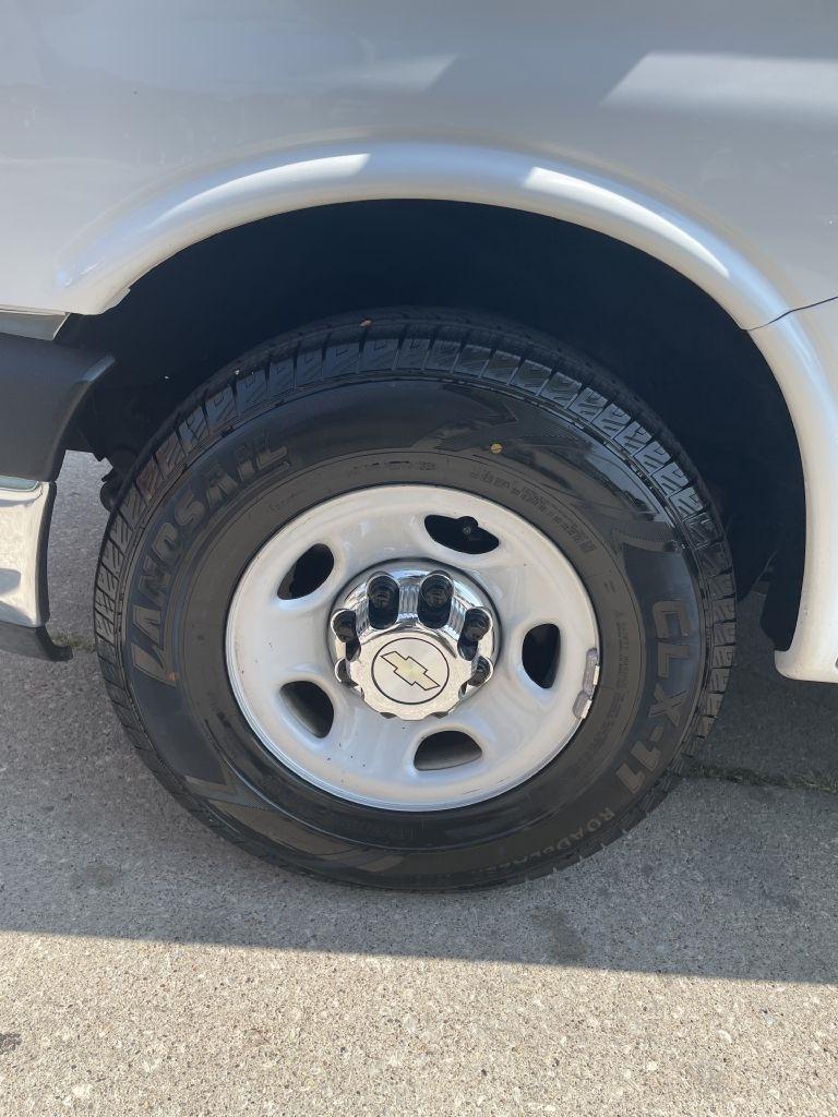 Chevrolet Express LT 3500 Extended 2013