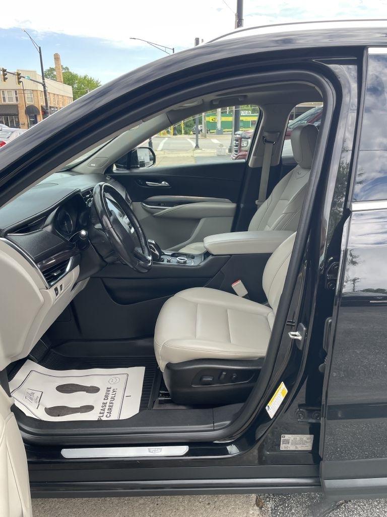 Cadillac XT4 Luxury AWD 2019