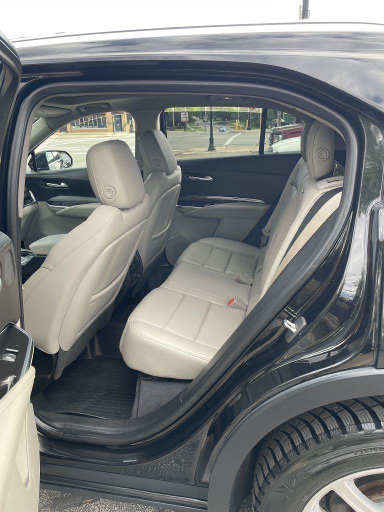 Cadillac XT4 Luxury AWD 2019