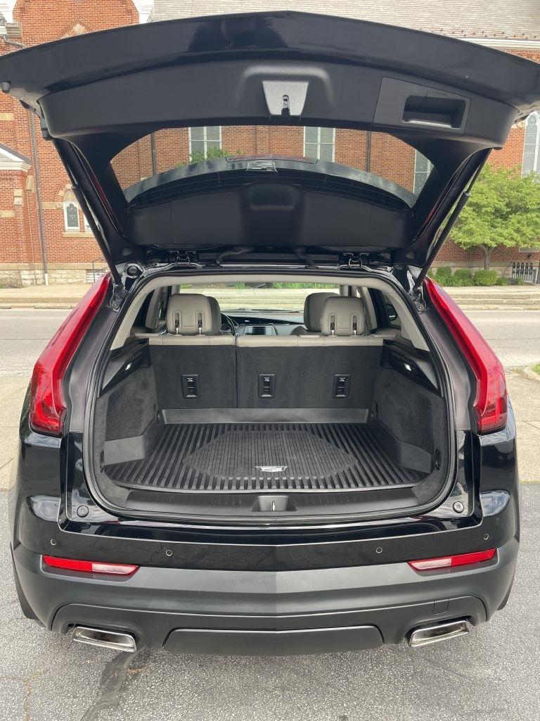 Cadillac XT4 Luxury AWD 2019