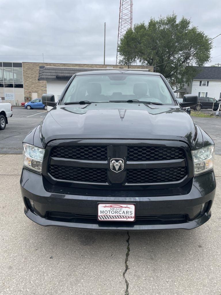 2016 RAM 1500 Express 4x4 Quad Cab 6'4's photo