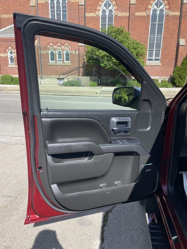 GMC Sierra 1500 SLT Crew Cab Short Box 4WD 2016