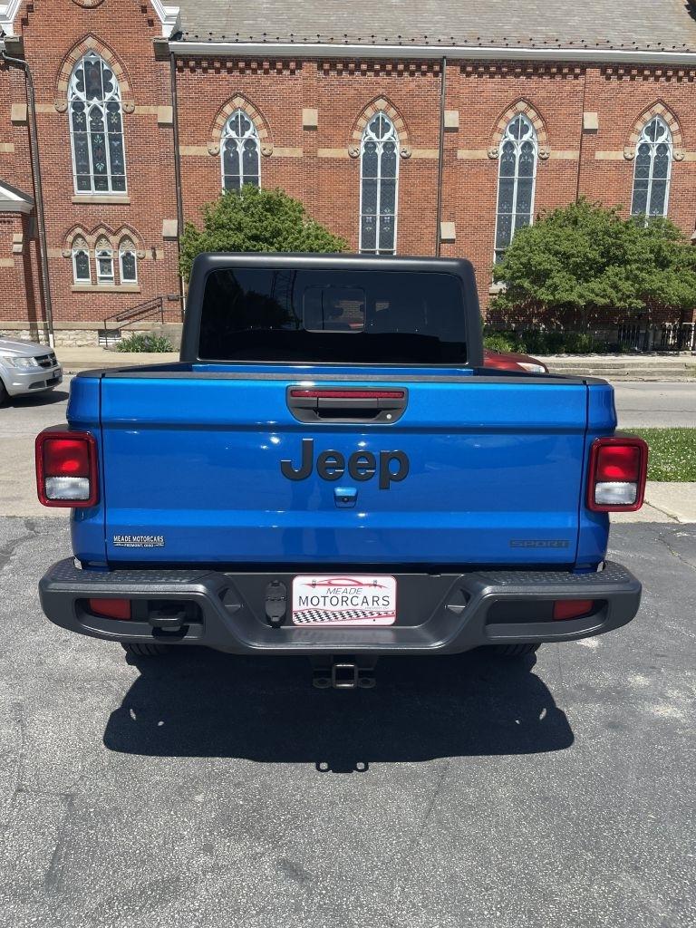 Jeep Gladiator Sport 2021