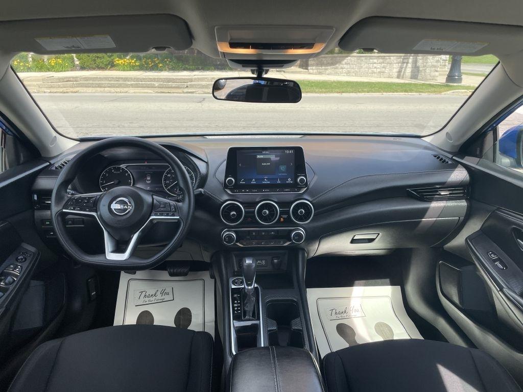 Nissan Sentra SV 2024