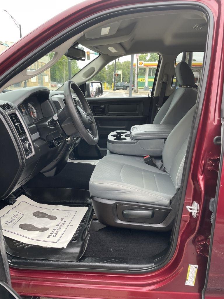 RAM 1500 Classic Tradesman Quad Cab 4WD 2019
