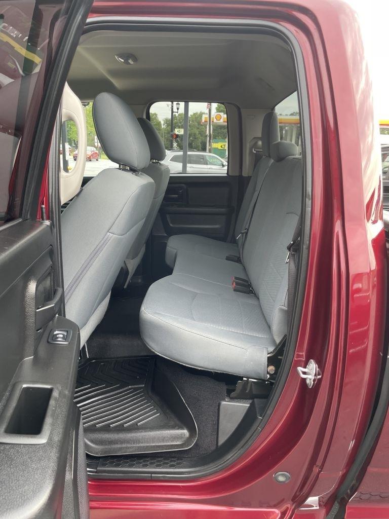 RAM 1500 Classic Tradesman Quad Cab 4WD 2019