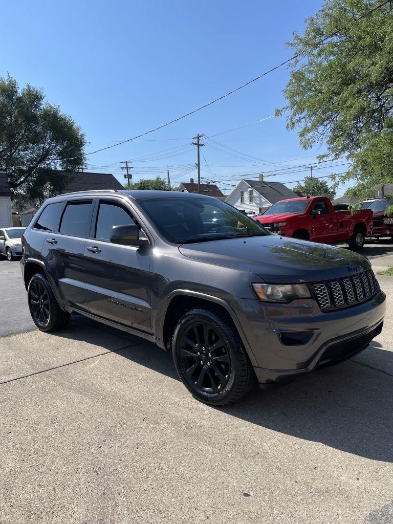Jeep Grand Cherokee  2017