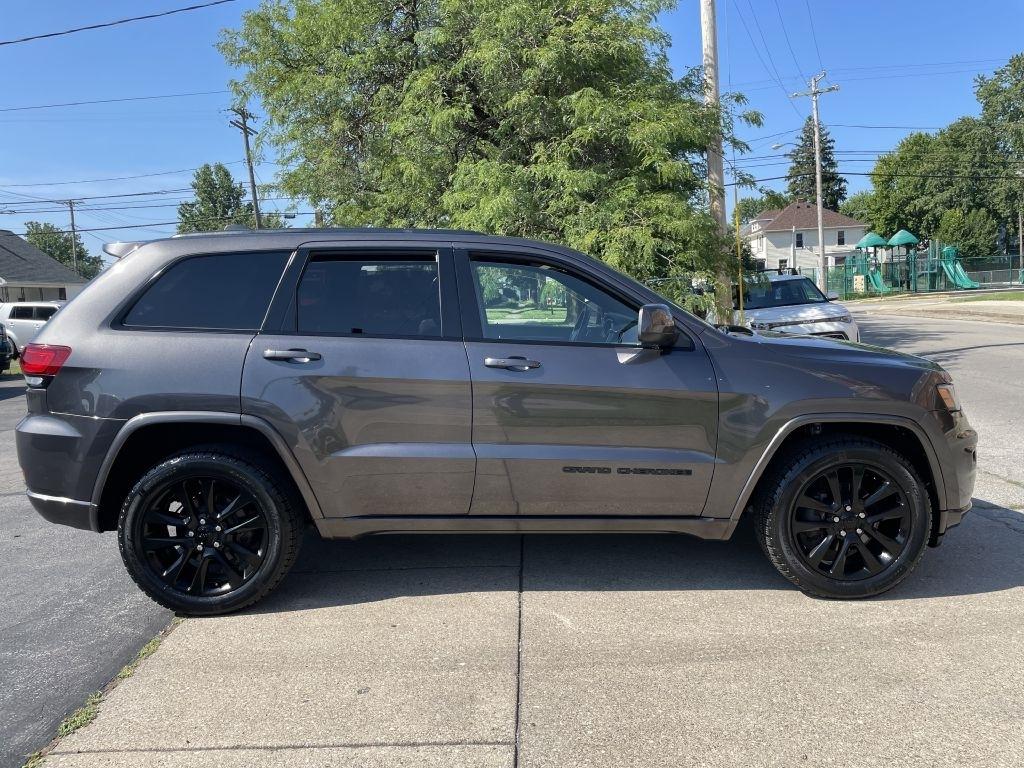 Jeep Grand Cherokee  2017