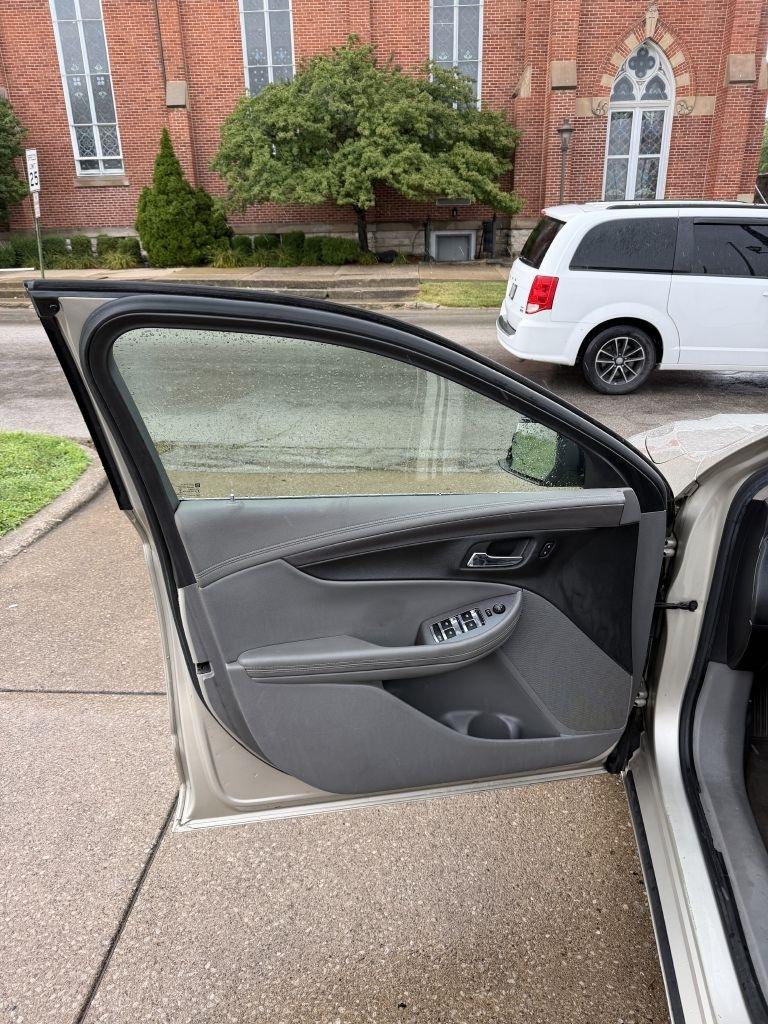 Chevrolet Impala LS 2014