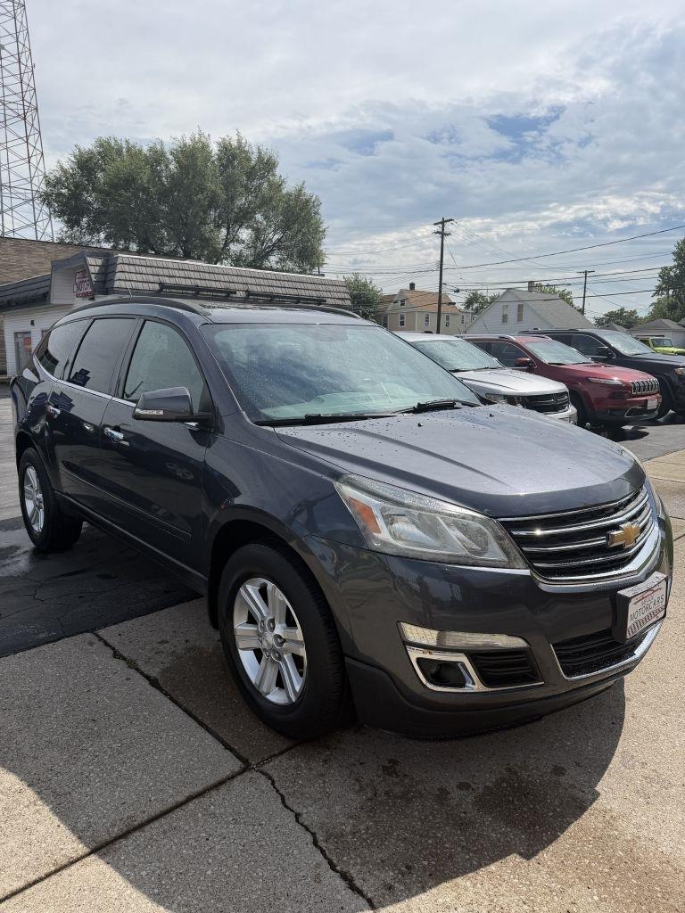 Chevrolet Traverse 2LT FWD 2013