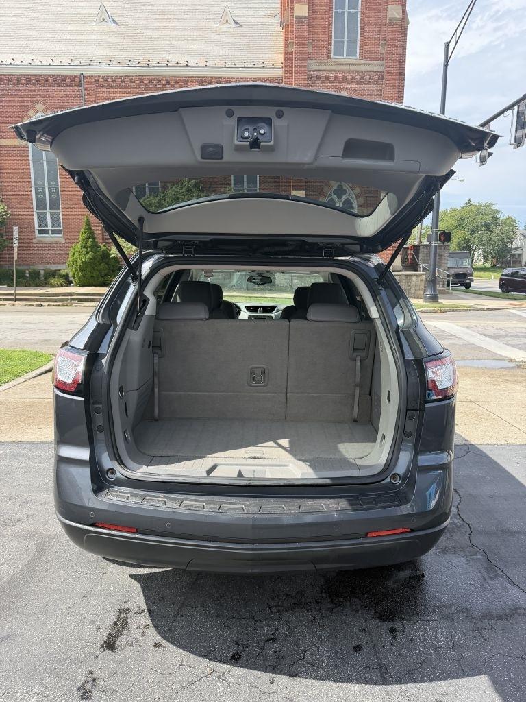 Chevrolet Traverse 2LT FWD 2013