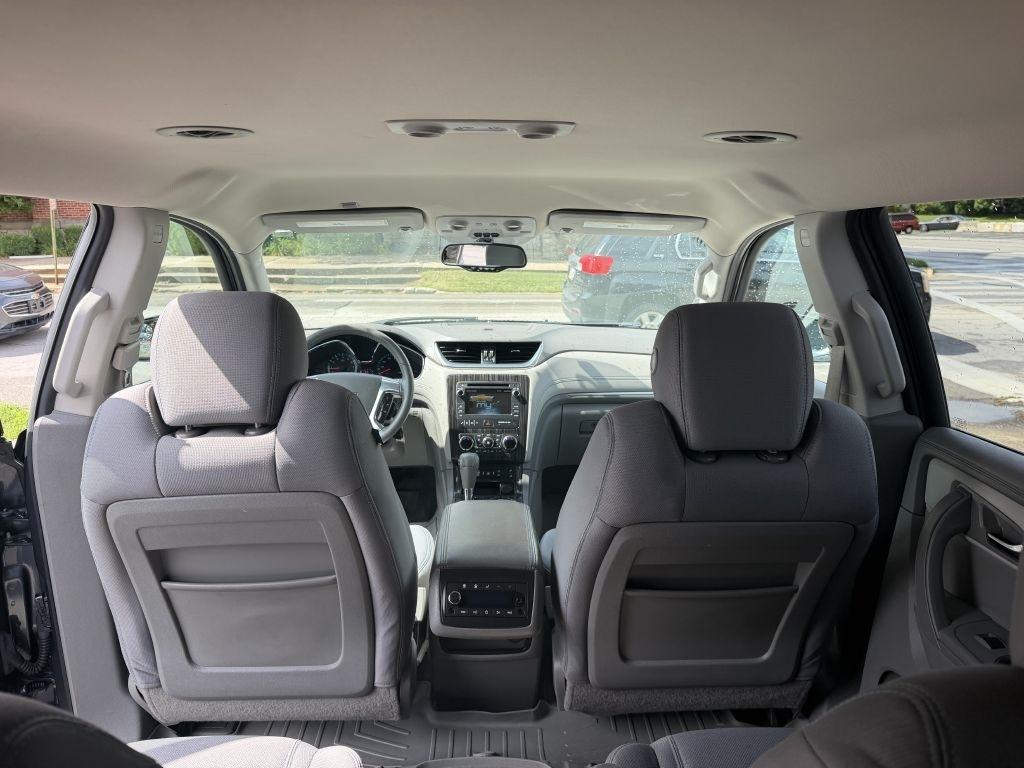 Chevrolet Traverse 2LT FWD 2013