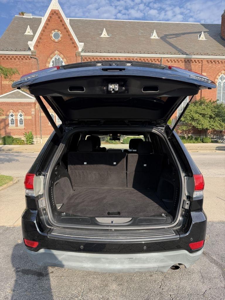 Jeep Grand Cherokee Laredo 4WD 2018