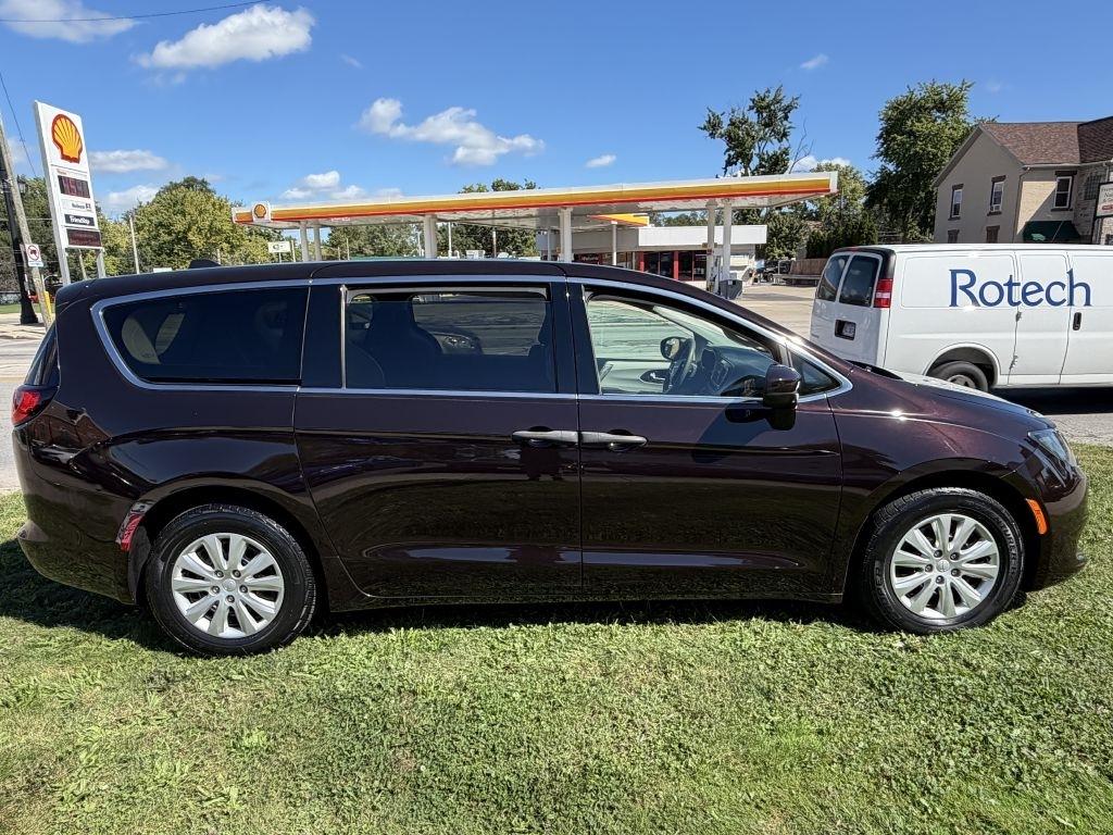 Chrysler Pacifica L 2018