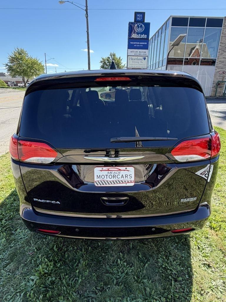 Chrysler Pacifica L 2018