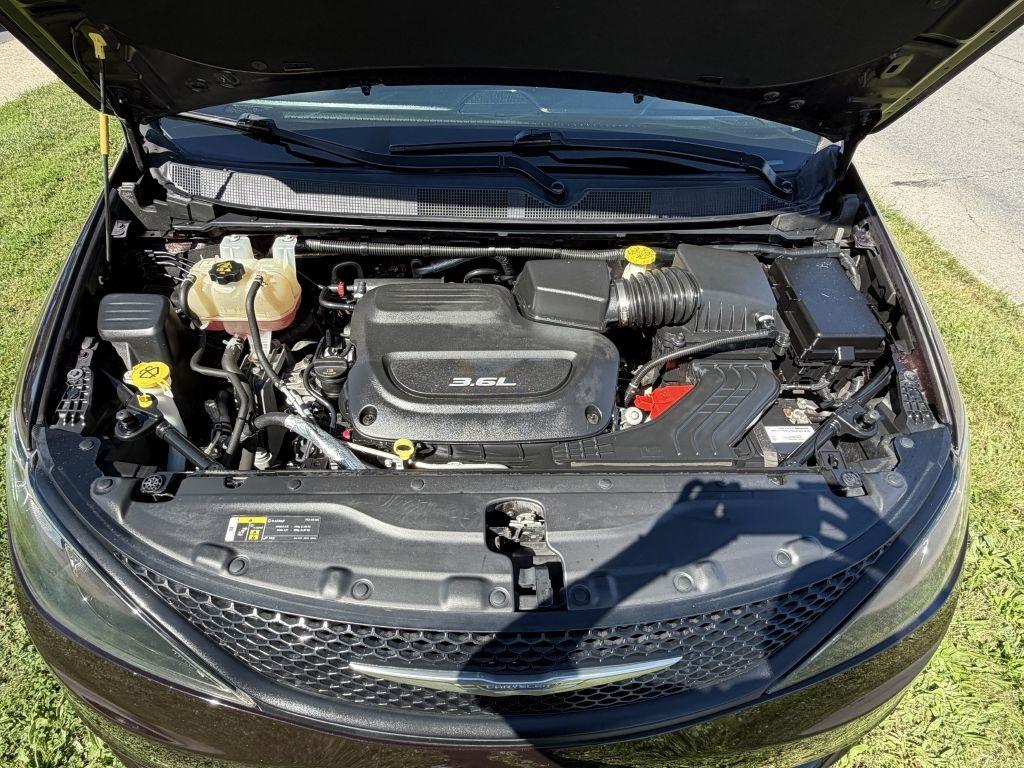Chrysler Pacifica L 2018