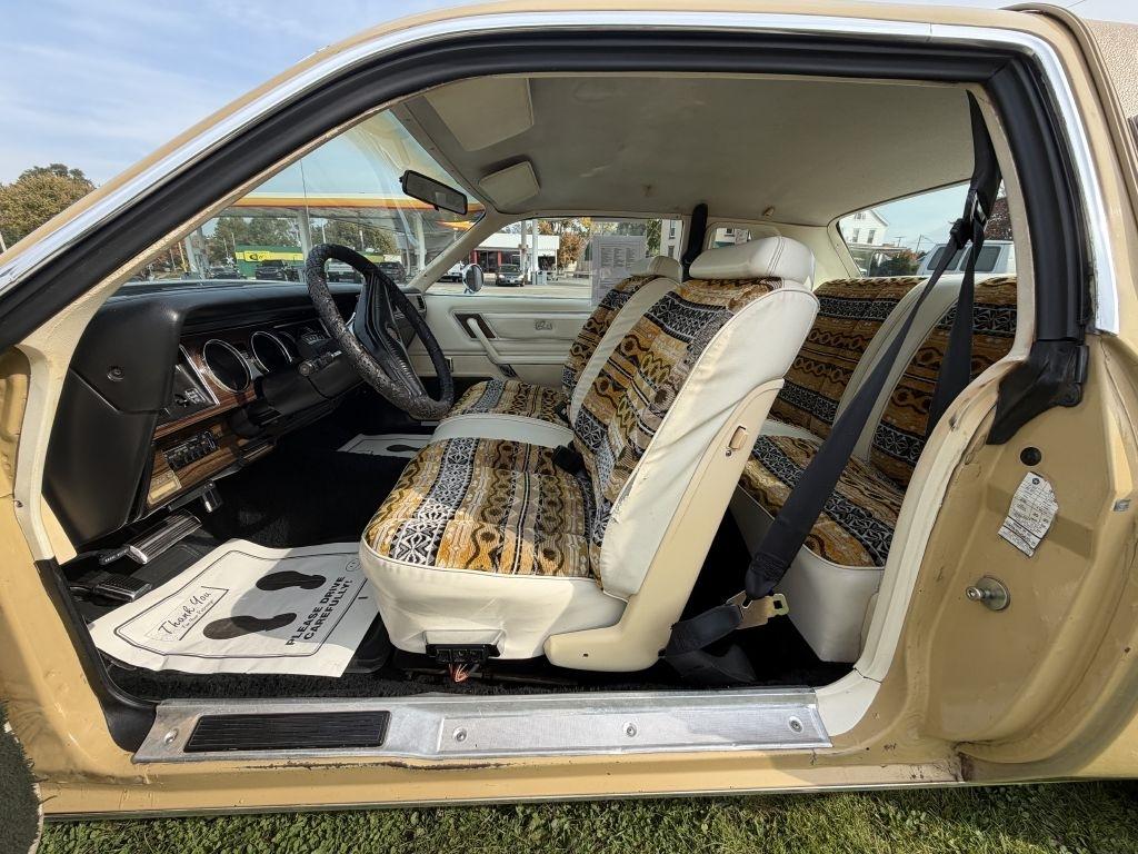 Chrysler Cordoba  1976
