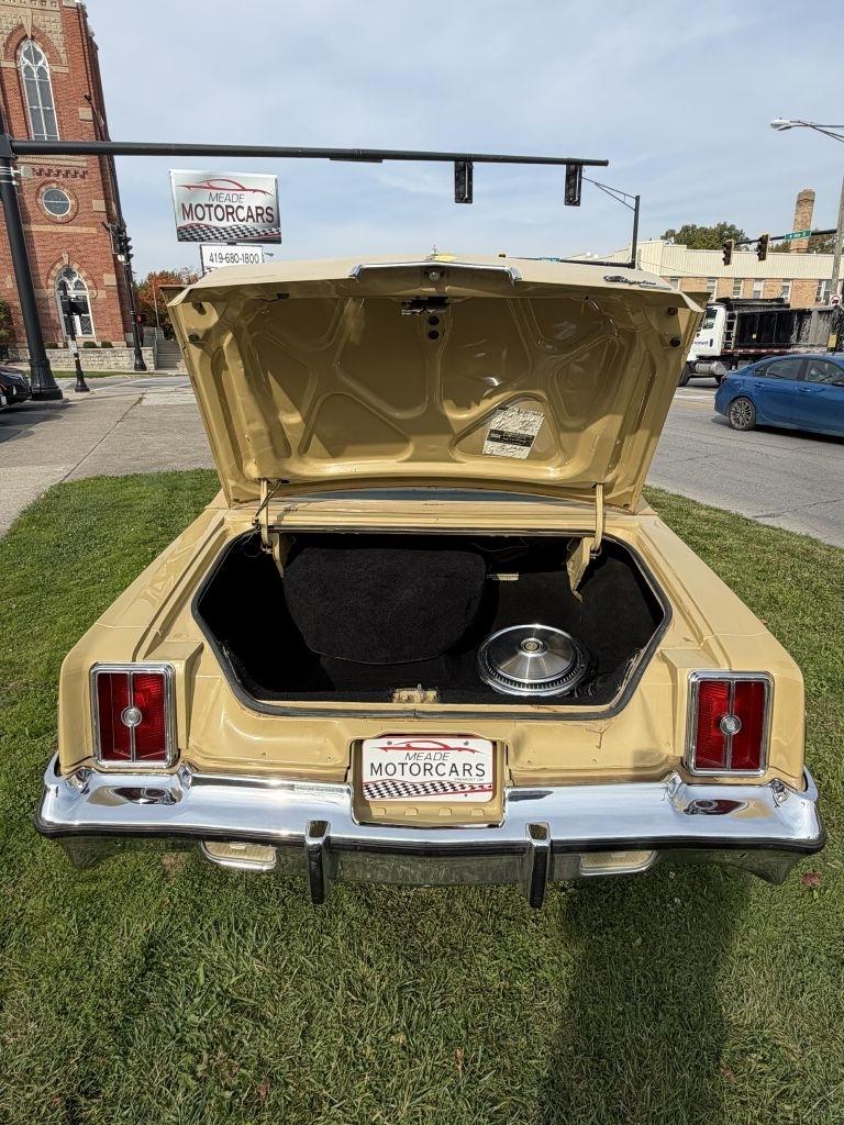 Chrysler Cordoba  1976