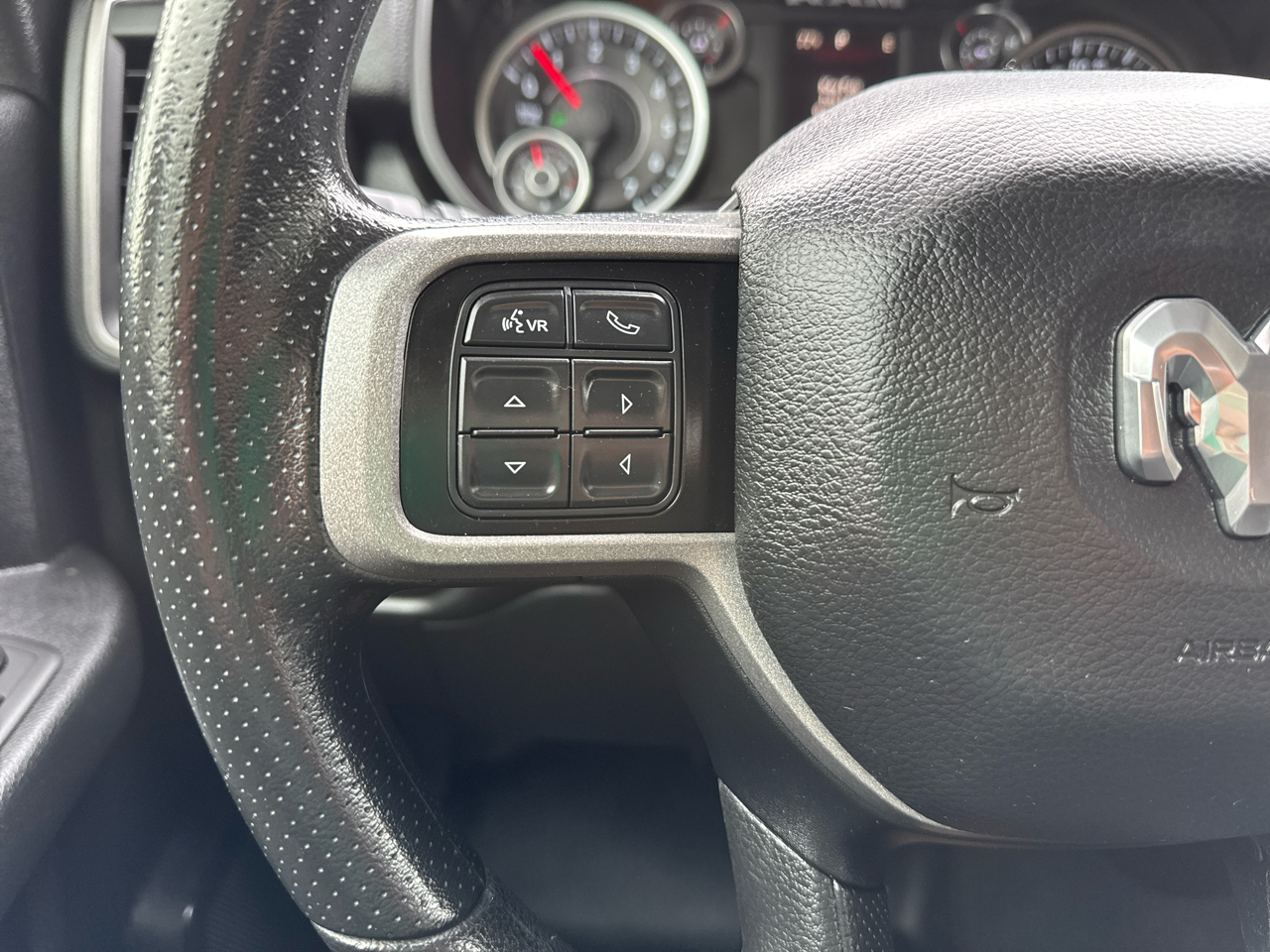 RAM 2500 Tradesman Crew Cab SWB 4WD 2020