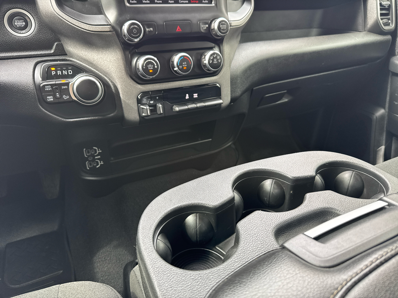 RAM 2500 Tradesman Crew Cab SWB 4WD 2020