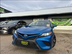 2018 Toyota Camry Hybrid 