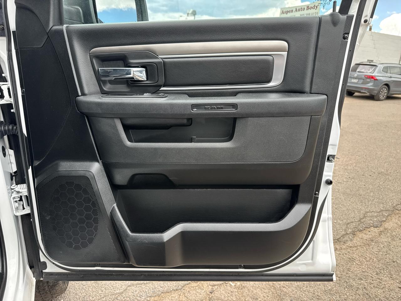2024 RAM Ram 1500 Classic Warlock - Photo 26
