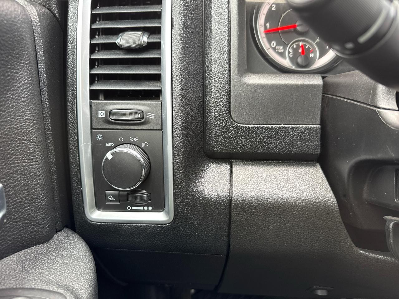 2024 RAM Ram 1500 Classic Warlock - Photo 28
