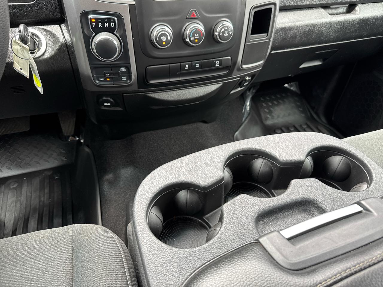 2024 RAM Ram 1500 Classic Warlock - Photo 31