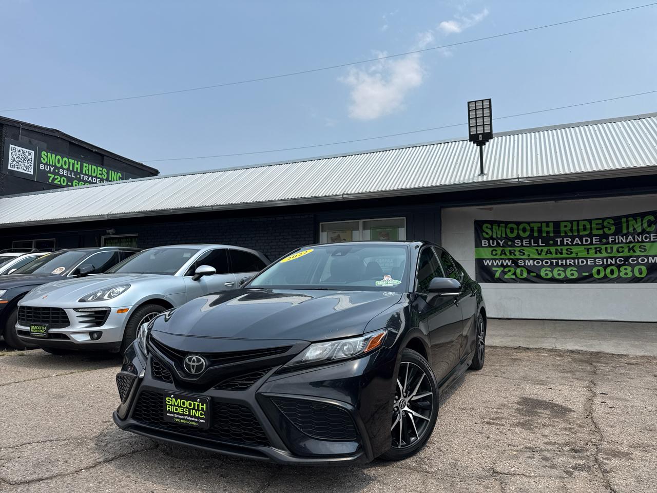 2022 Toyota Camry SE