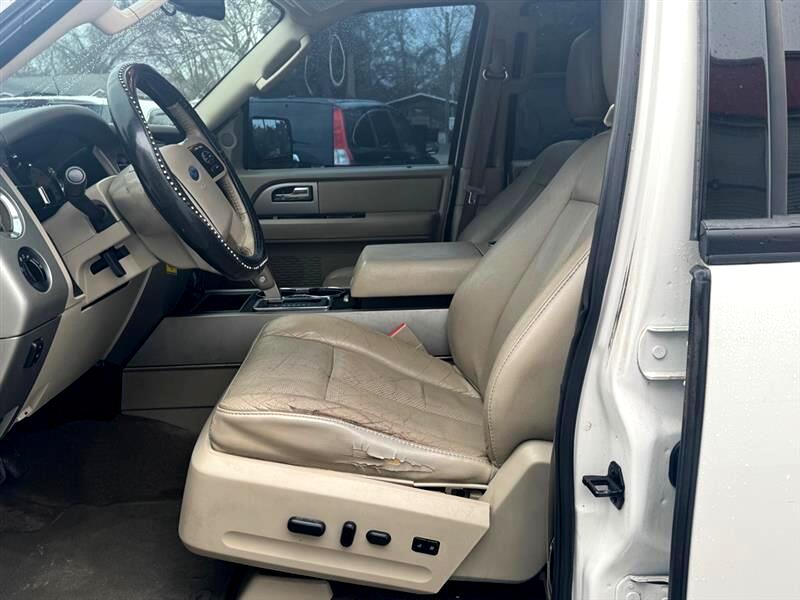 Ford Expedition  2013
