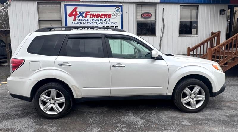 Subaru Forester  2010