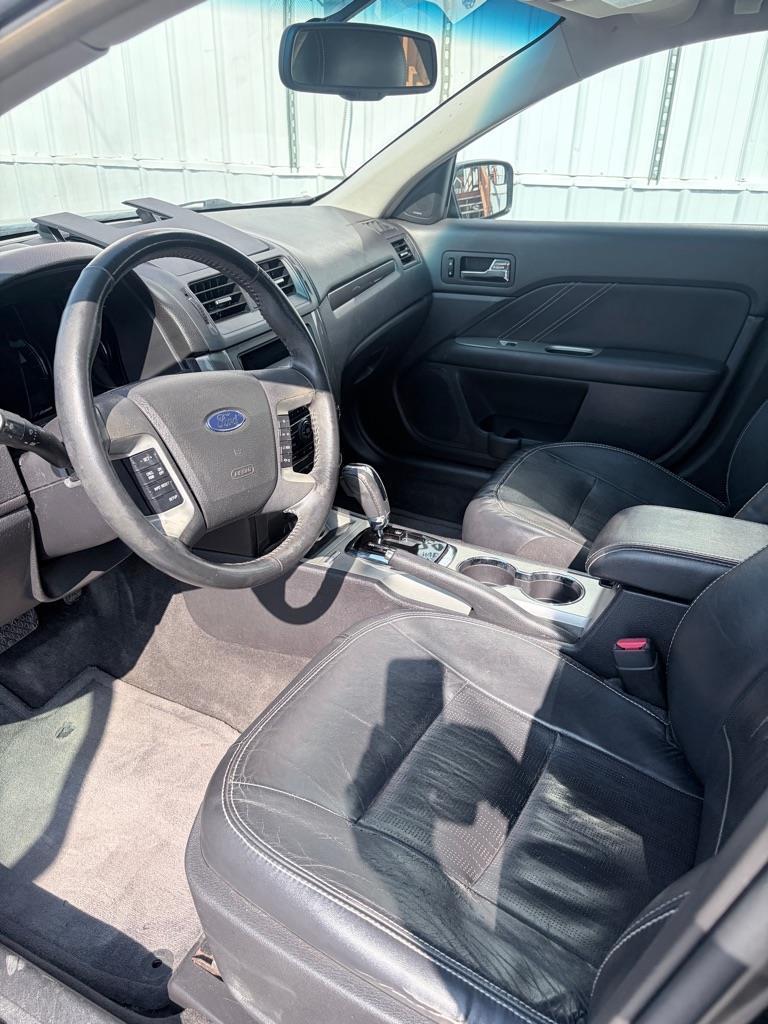 Ford Fusion  2011