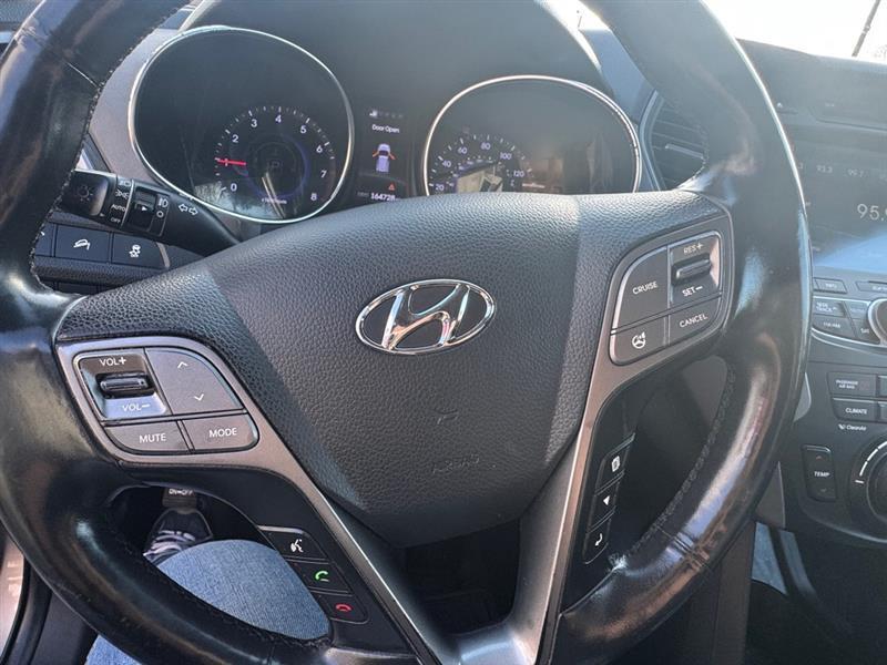 Hyundai Santa Fe  2013