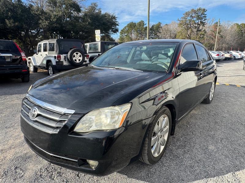 Toyota Avalon  2005