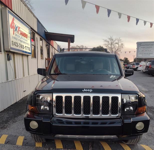 2008 Jeep Commander Overland's photo