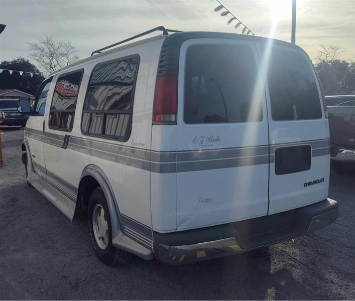 Chevrolet G-Series Van  1996