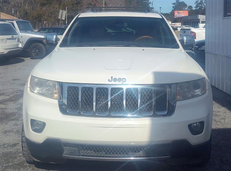 Jeep Grand Cherokee  2011