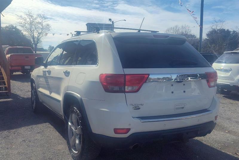 Jeep Grand Cherokee  2011