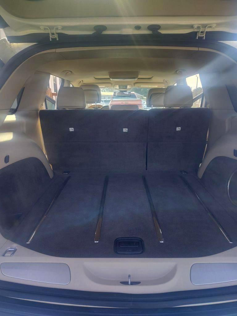 Jeep Grand Cherokee  2011