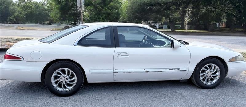 Lincoln Mark VIII 2dr Coupe 1998