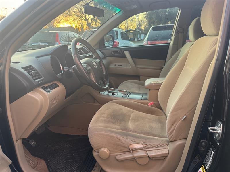 Toyota Highlander  2010