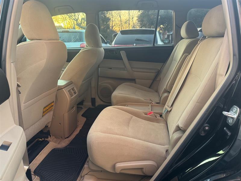 Toyota Highlander  2010