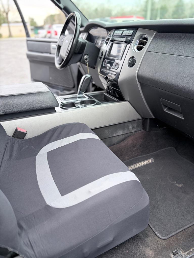 Ford Expedition  2014