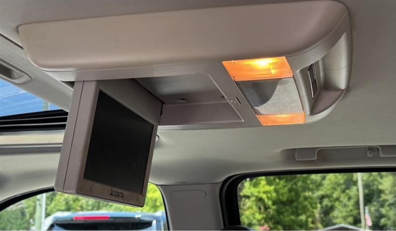 2008 Chevrolet Tahoe LS - Photo 12